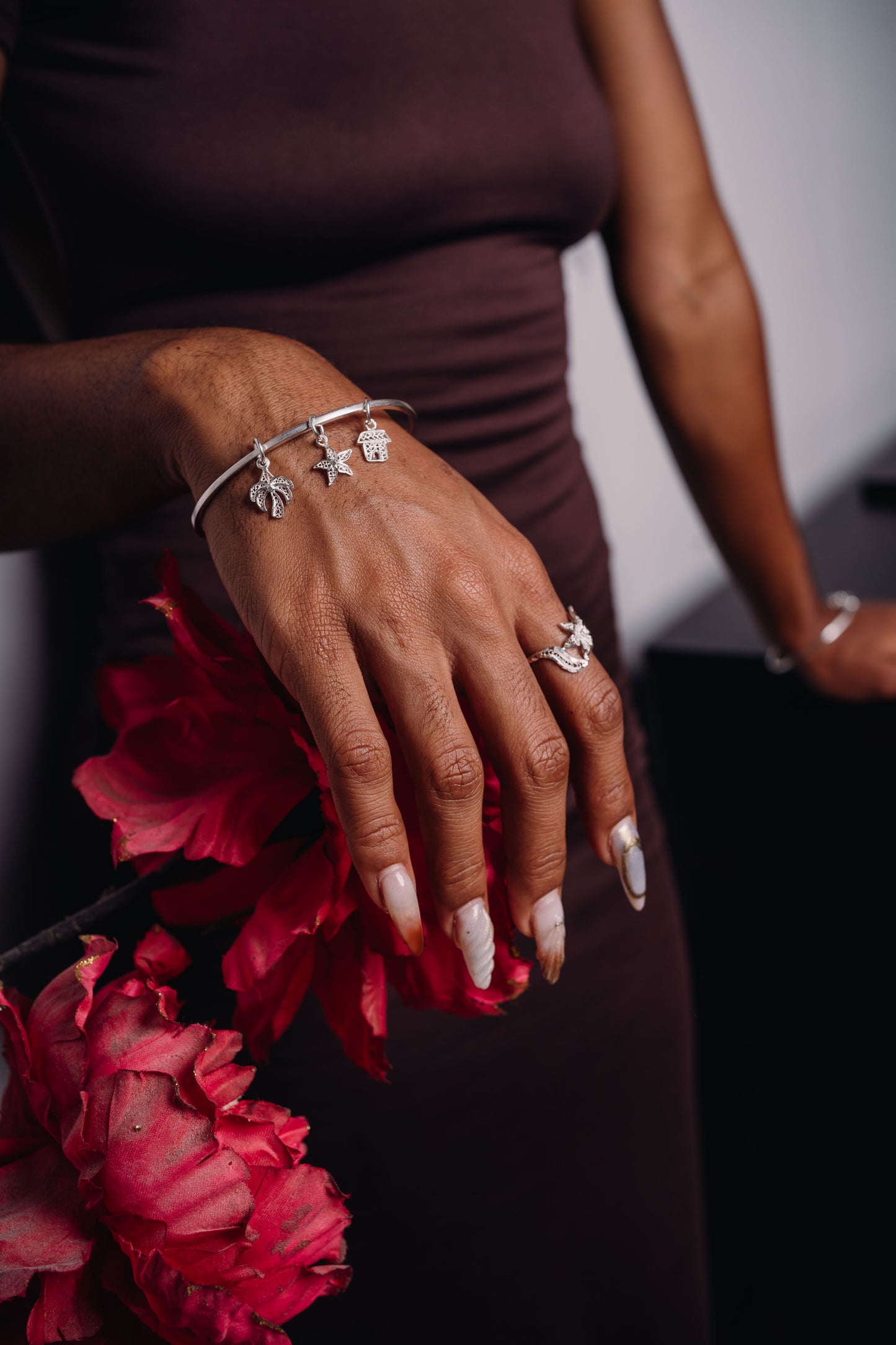 bracelet jonc breloques